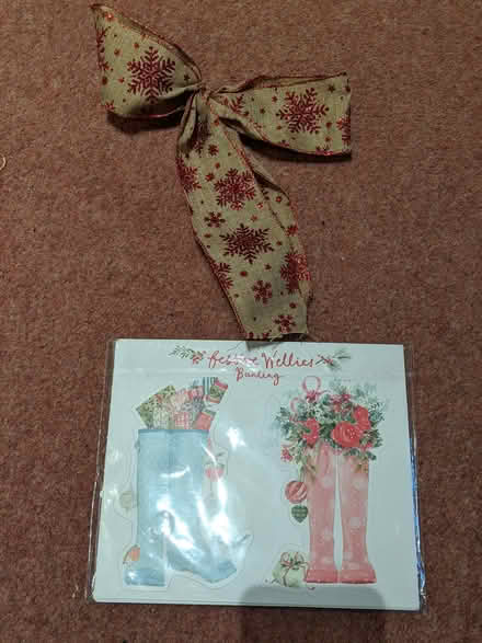 Photo of free Mini Xmas tree and decs (Horspath OX33) #3