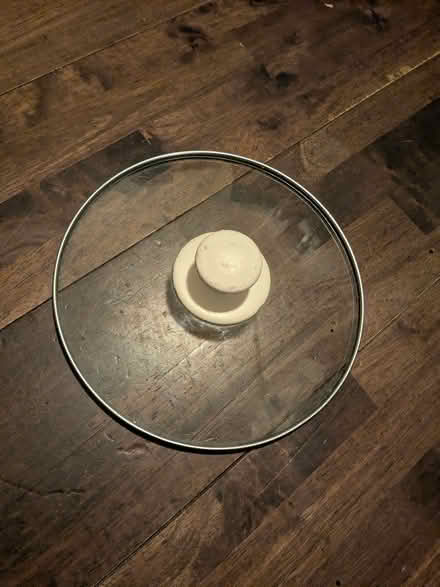 Photo of free Pan lid (Long Eaton NG10) #1