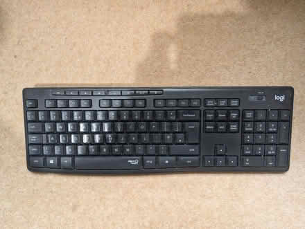 Photo of free Wireless keyboard (Chesser EH14) #1