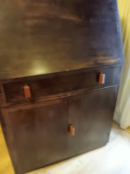 Photo of free Bureau desk (Soho WC2H) #1