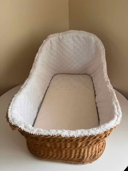Photo of free Bassinet (LA14) #3