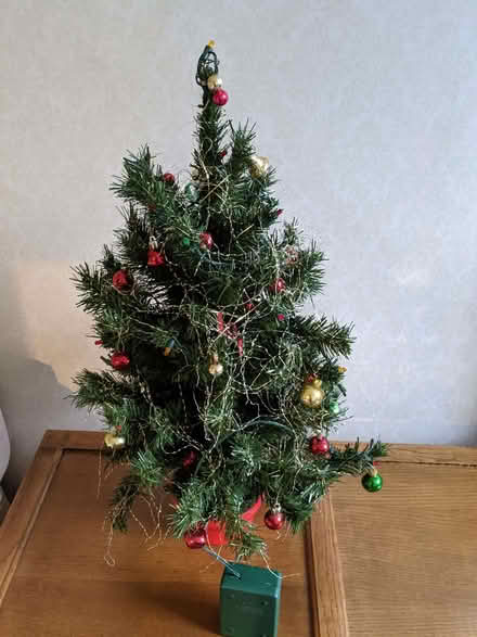 Photo of free Mini Xmas tree and decs (Horspath OX33) #4