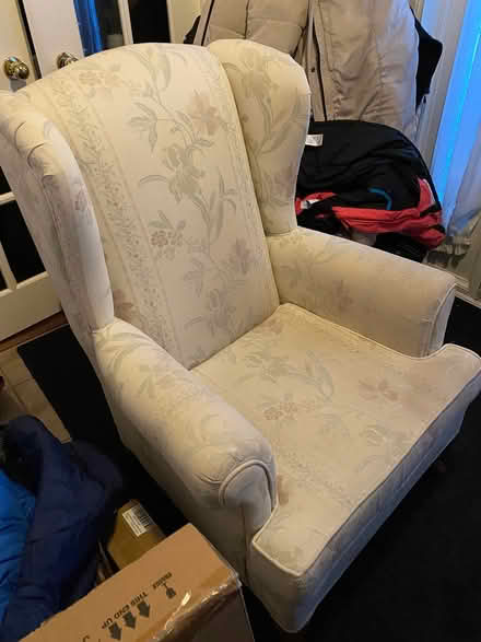 Photo of free Wing chair (Broad & Rue de La Corse) #2