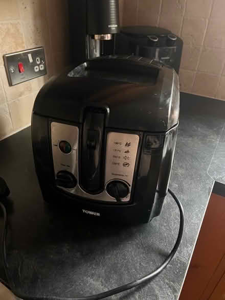 Photo of free Deep fat fryer (Rhayader LD6) #1