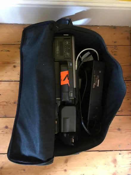 Photo of free Philips Explorer Camcorder VKR6850 For Parts Untested (Malvern Link WR14) #2