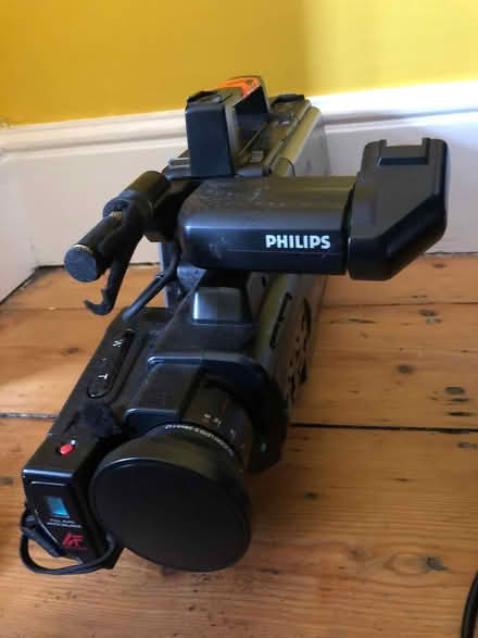 Photo of free Philips Explorer Camcorder VKR6850 For Parts Untested (Malvern Link WR14) #3