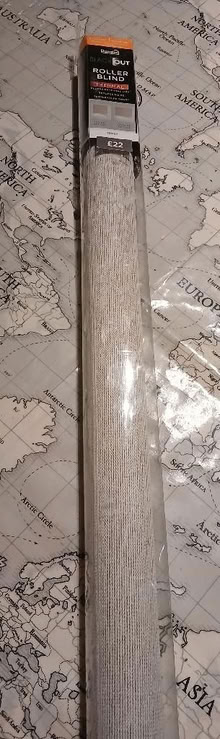 Photo of free Roller blind, brand new (Parkwood Rainham ME8) #4