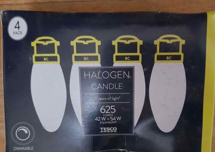 Photo of free Pack bayonet halogen bulbs (Havant PO9) #1