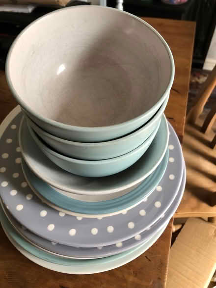 Photo of free A few bowls and plates (L15 Wavertree) #1