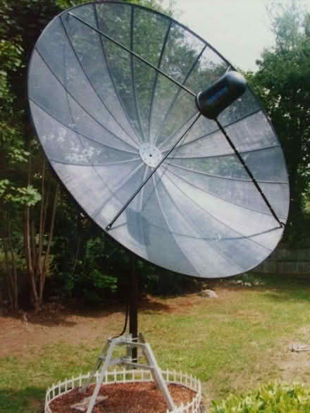 Photo of Large Satellite Dish (CT12) #1