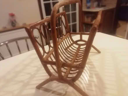 Photo of free Bamboo/wicker magazine rack (GU52) #2