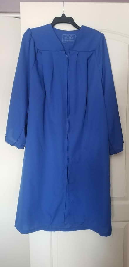 Photo of free Graduation gowns (Downers Grove) #1