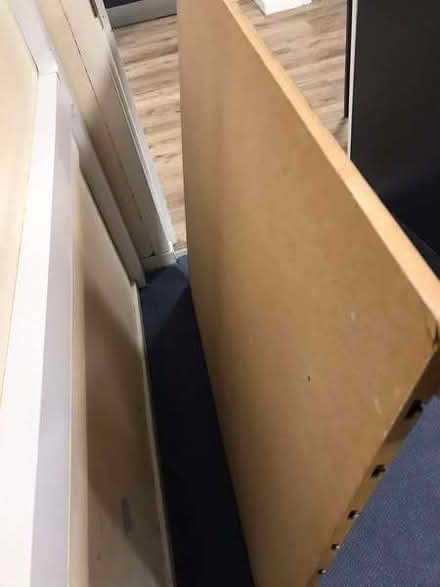 Photo of free Slatwall display board (West End LA3) #2