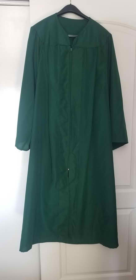 Photo of free Graduation gowns (Downers Grove) #2