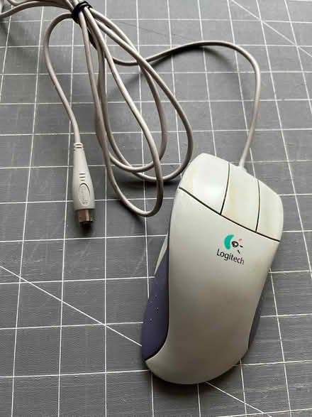 Photo of free Contoured Left Right hand mouse PS2 (Southern Heights BD San Rafael) #3