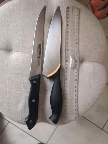 Photo of free Large kitchen knives (Byfleet KT14) #1