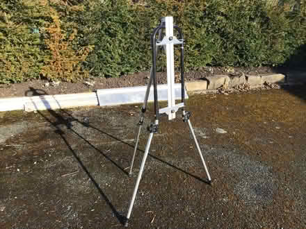 Photo of free Portable, collapsible, adjustable artist’s easel (Presteigne LD8) #4