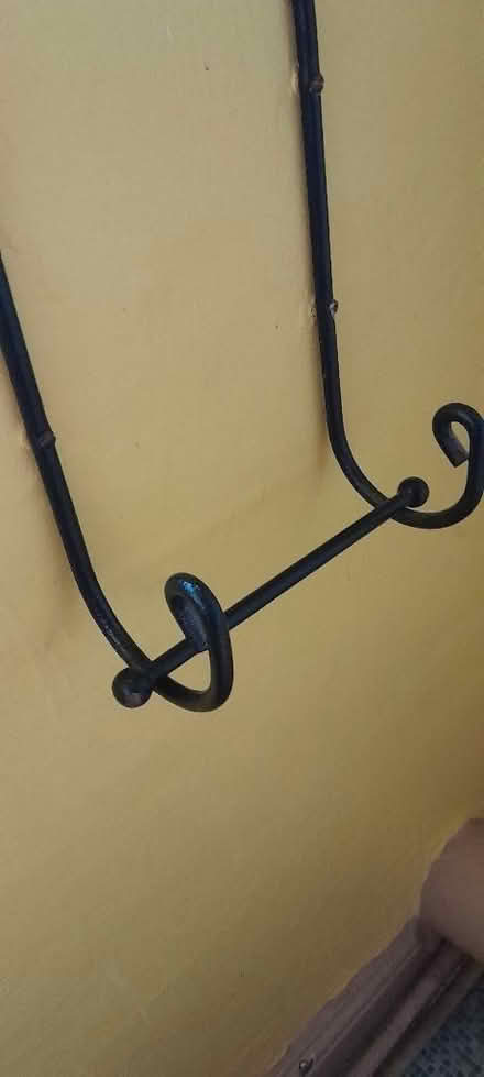 Photo of free Vintage-style toilet roll holder (Kings Heath B14) #2