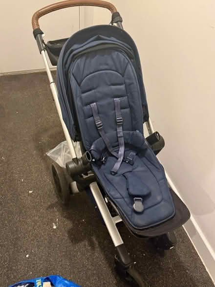 Photo of free Baby pushchair and carriage (Pendleton M6) #1