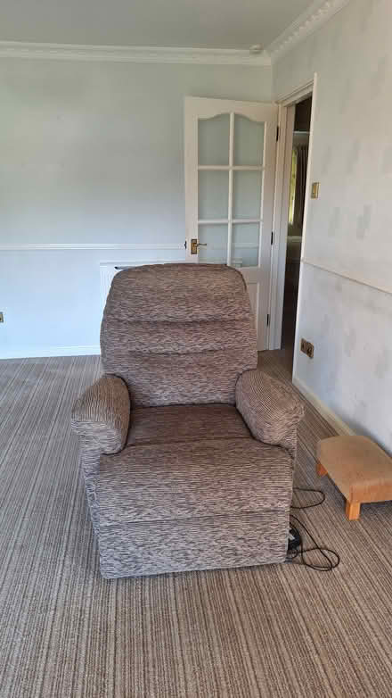 Photo of free Reclining electric chair (Purley on thames) #1