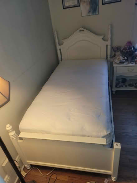 Photo of free Twin bed (Yonkers, NY) #2