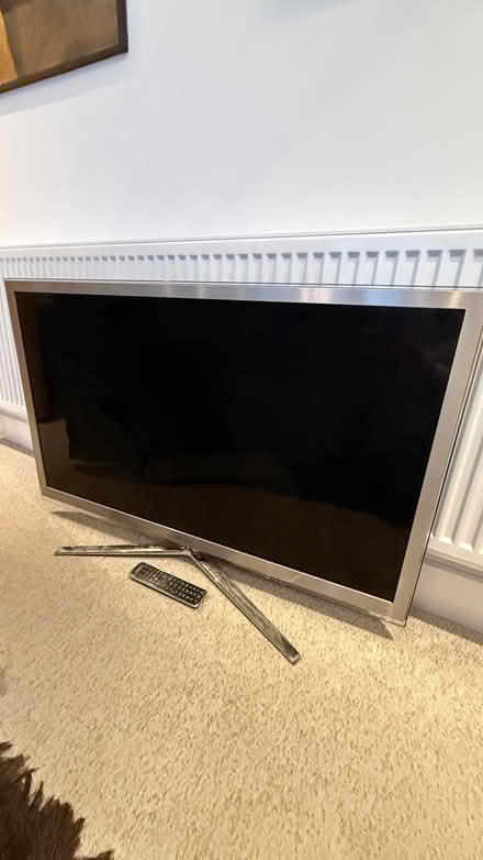 Photo of free Samsung 46” LED tv NOT WORKING (New Brighton CH45) #1