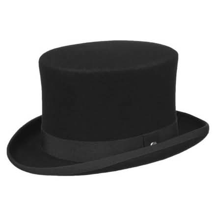 Photo of Man's top hat (New Brighton CH45) #1