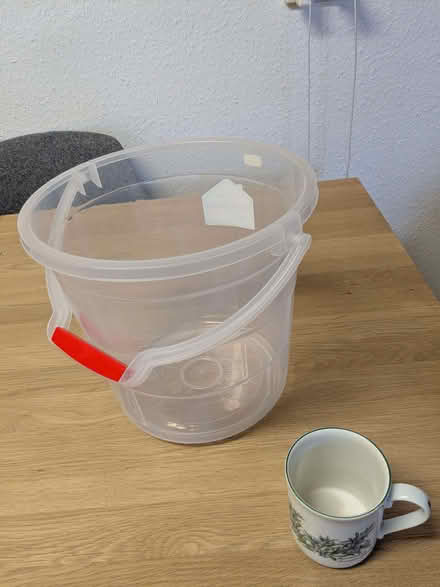 Photo of free Plastic Bucket & Two Bowls (Bushey Heath WD23) #1