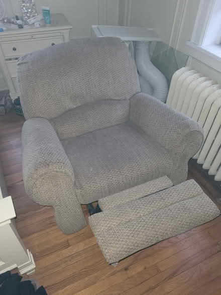 Photo of free Reclining chair (Yonkers, NY) #1