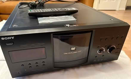 Photo of free Sony 400-disc CD/DVD Player (Semple Farm Rd + Bellgrade Dr) #3