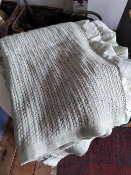 Photo of free Large woollen blanket (Northchurch HP4) #1