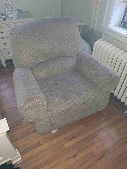 Photo of free Reclining chair (Yonkers, NY) #3