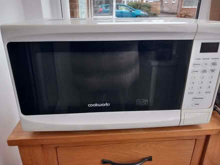 Photo of free Microwave (Aspley NG8) #1