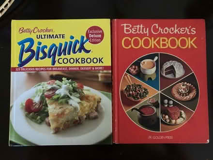 Photo of free Two vintage cookbooks (Pembroke Pines) #1