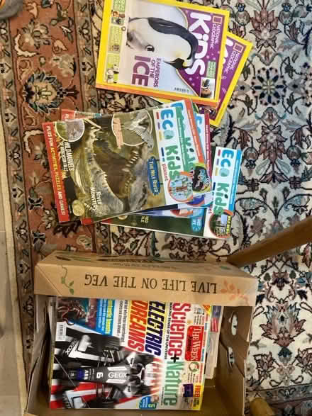 Photo of free Science/nature magazines (lots) (Weston) #1