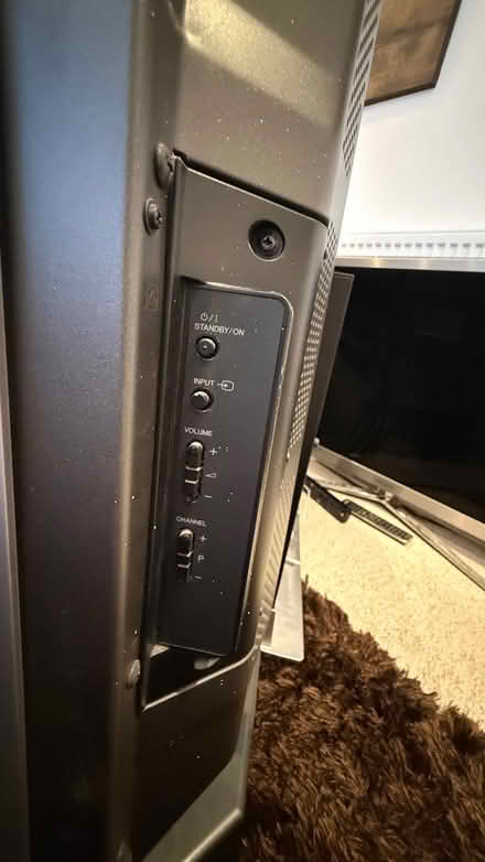 Photo of free Pioneer 50“ plasma tv NOT WORKING (New Brighton CH45) #4