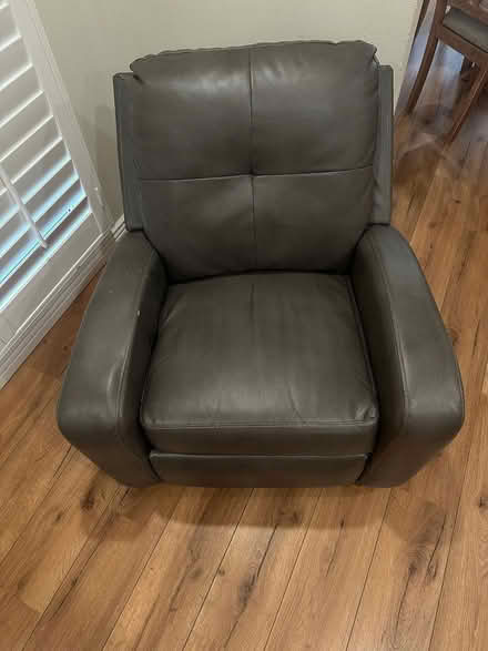 Photo of free Recliner 2 TVs (San Jose, CA) #2