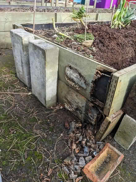 Photo of Pieces of wood to fix raised bed (PL4 Greenbank) #1