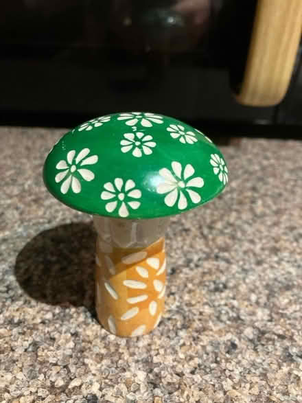 Photo of free Mushroom ornament (New Park HG1) #1