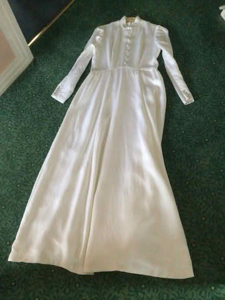 Photo of free Wedding dress (Sidley TN40) #1