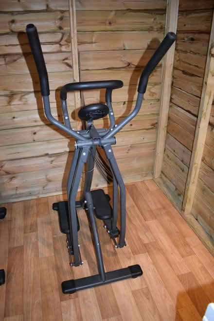 Photo of free Cross Trainer Apparatus (Ellacombe TQ1) #2