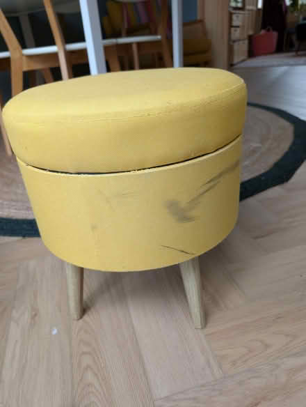 Photo of free Yellow storage pouffe (New Marston OX3) #1