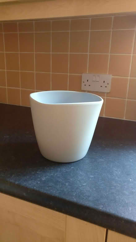 Photo of free Plant pots (Shenley Church End MK5) #4