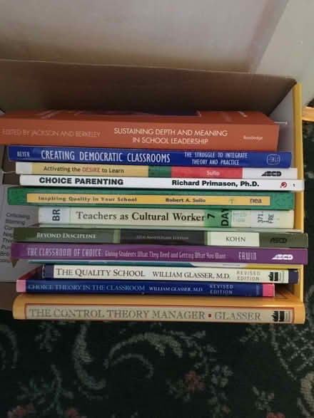 Photo of free Psychology and Education books (Marlow Bottom SL7) #1