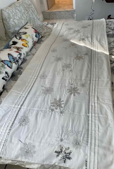 Photo of free Bed runner not padded white/silver (Windsor SL4) #1