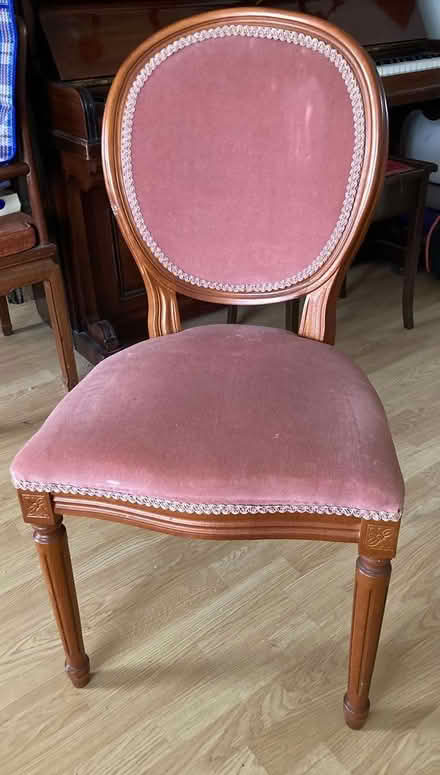 Photo of free French style oval back chair (Alton GU34) #1