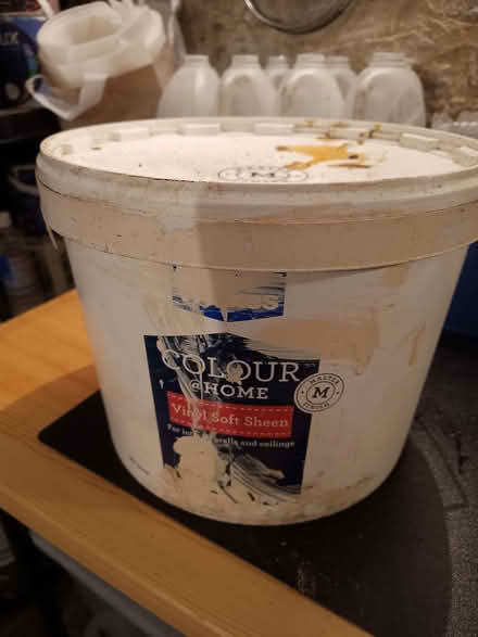 Photo of free Wickes Soft Sheen Magnolia Paint (Crookes S10) #2