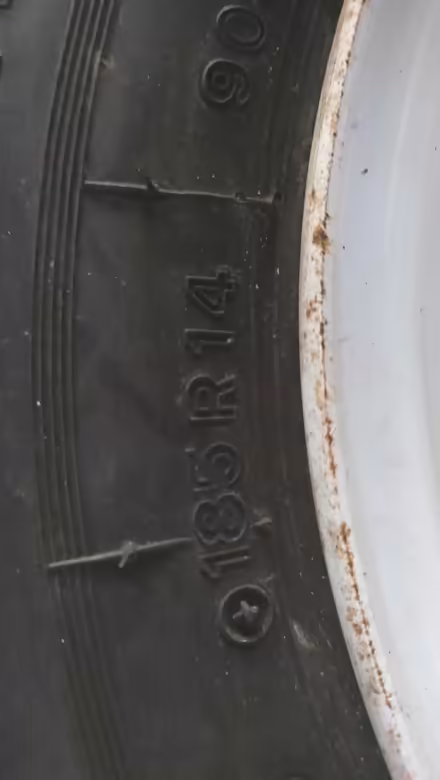 Photo of free VW Wheels 4 off. *suit Type 3 (Croydon) #1