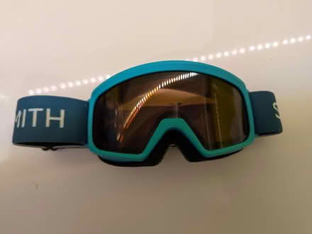 Photo of free Kids' ski goggles (Glen Rock) #3