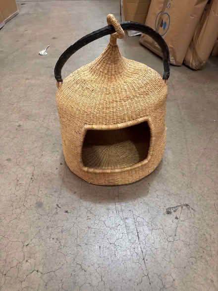 Photo of free Cat bed (Notting Hill W11) #1
